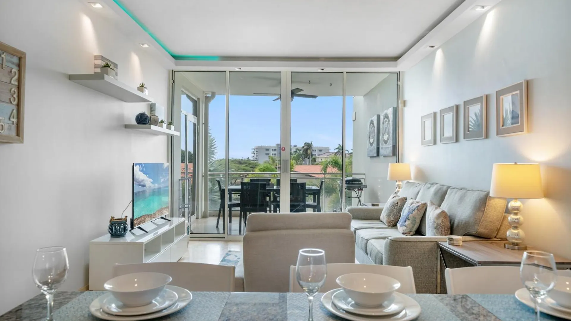 Sunset 16 Caya Dr. J.E.M. Arends 1 Apartamento Palm Beach 0*,
